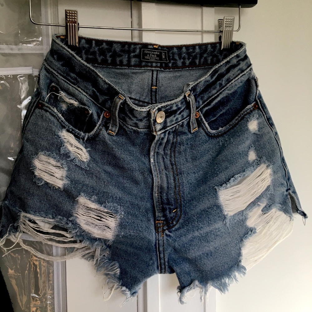 abercrombie and fitch jean shorts